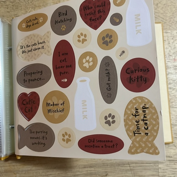 Hallmark Instant Scrapbook Cats Happy Tails - Picture 6 of 7